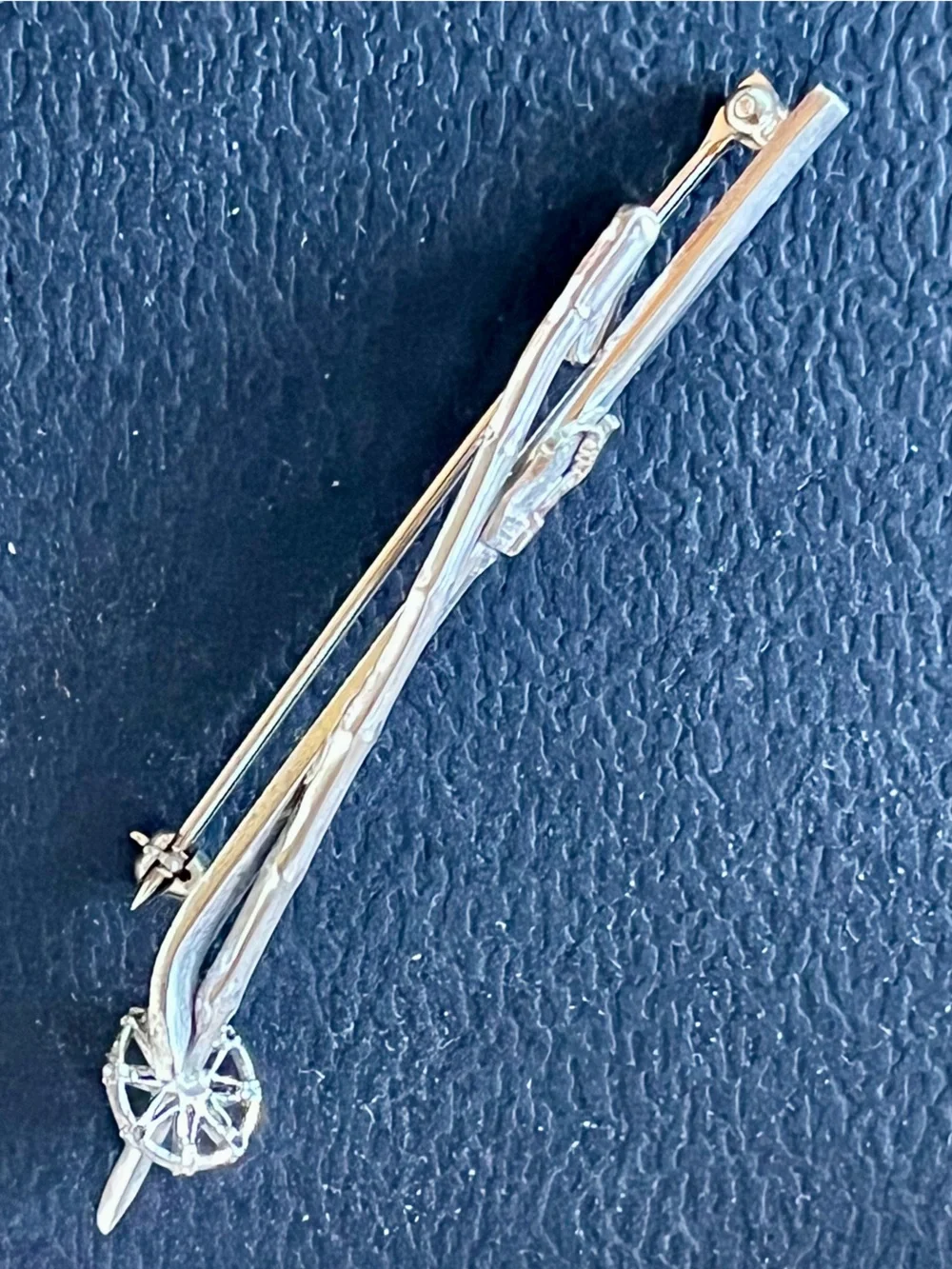 VTG Wells Sterling Silver Ski & Pole Brooch Pin 3” Winter Sport Novelty Lapel